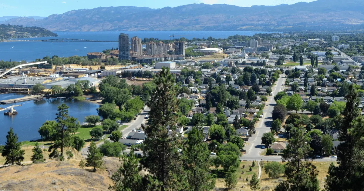 Pros and Cons of Living in Kelowna, British Columbia